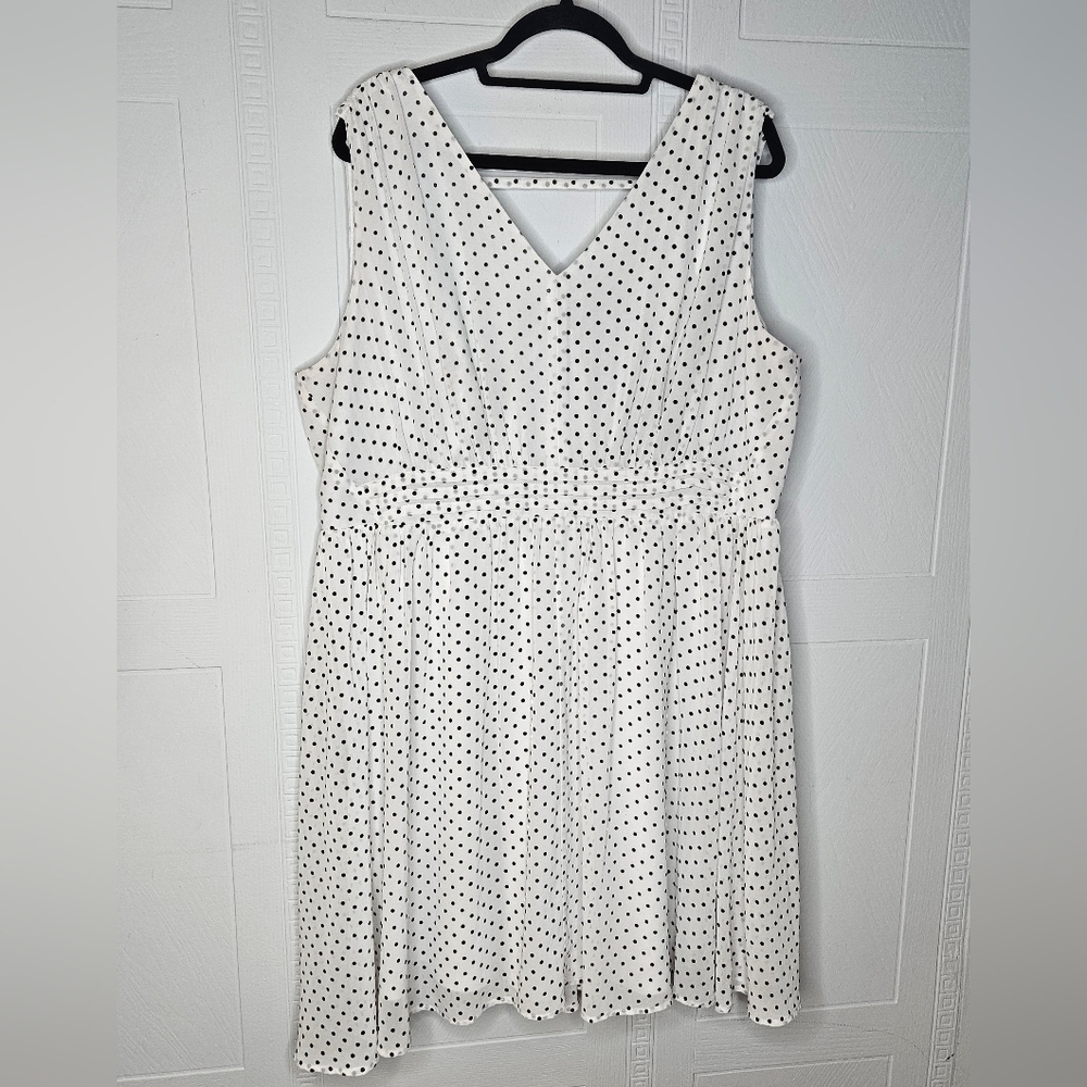 Lane Bryant White Polka Dot Dress  Knee Length Sleeveless V Neck Empire Waist 20